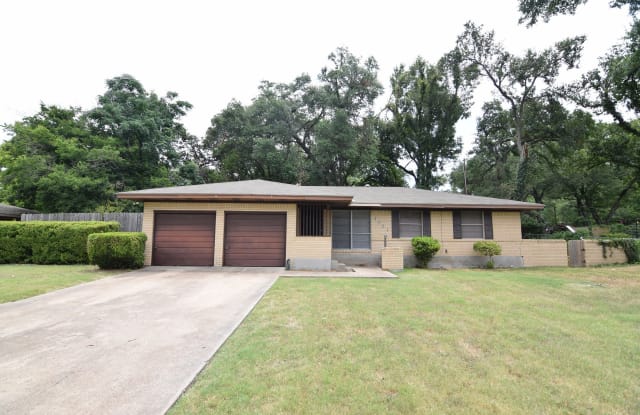 3301 Hickory Rd photos photos
