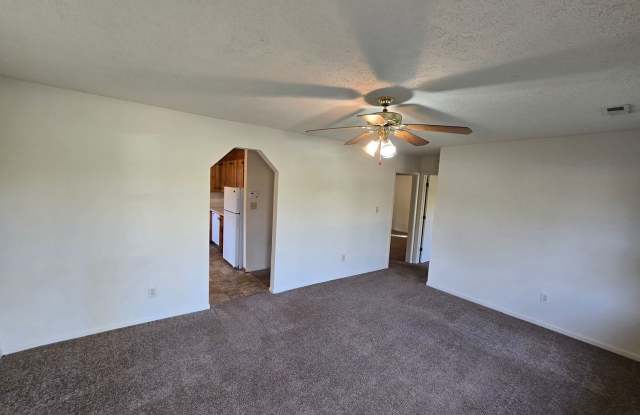 2 BEDROOM DUPLEX IN PRINCE GEORGE - MUST VIEW BEFORE YOU CAN APPLY Gallery 4