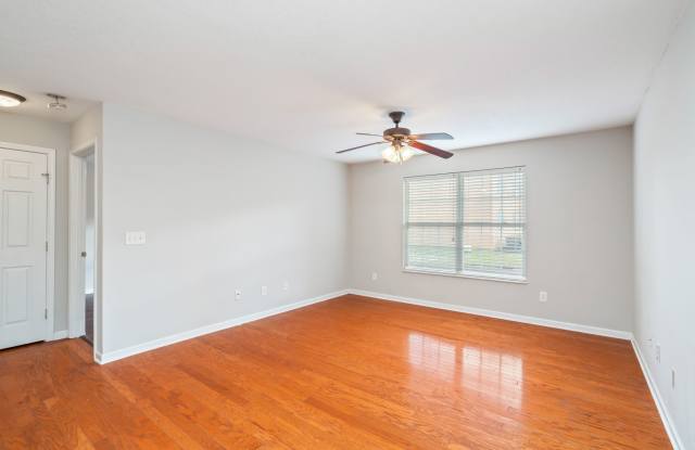 1707 Maple View Way photos photos