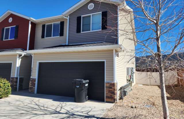 Charming Townhome photos photos