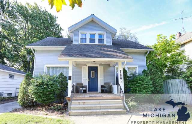 1320 Pennoyer Avenue - 1320 Pennoyer Avenue, Grand Haven, MI 49417