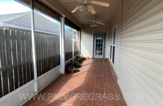 249 Windsor Garden Drive Gallery 2
