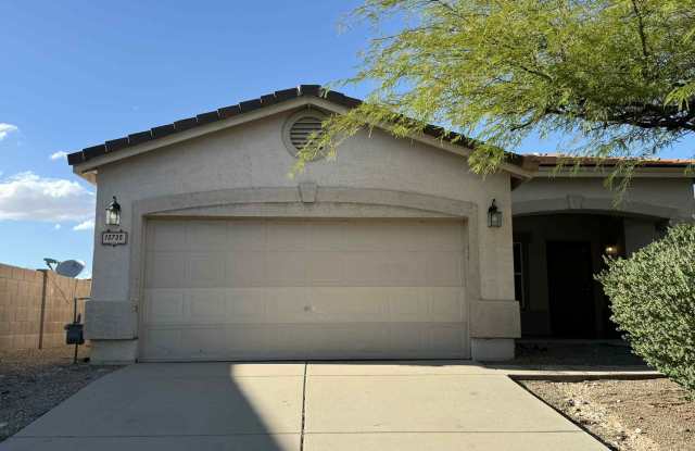 13735 East Shadow Pines Lane - 13735 East Shadow Pines Lane, Vail, AZ 85641