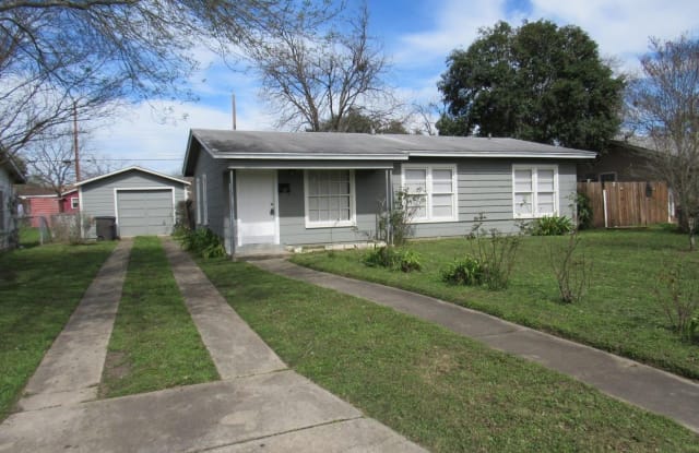 231 Galway St - 231 Galway Street, San Antonio, TX 78223