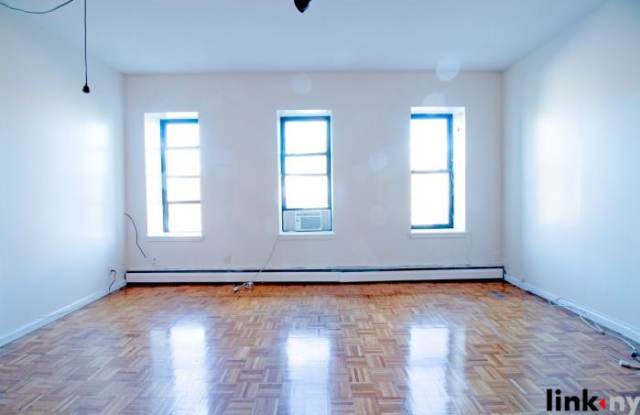 2150 Fifth Avenue - 2150 5th Avenue, New York City, NY 10037