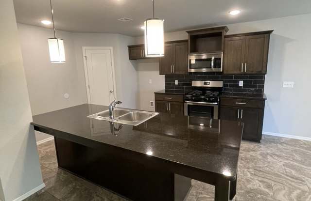 10346 S Nathan Pl Gallery 4