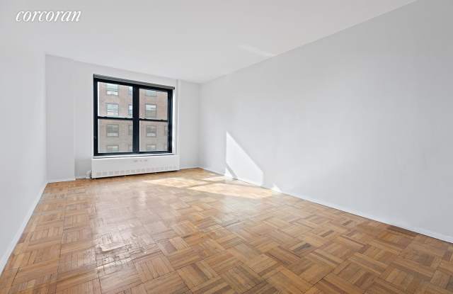 193 Clinton Avenue Gallery 2