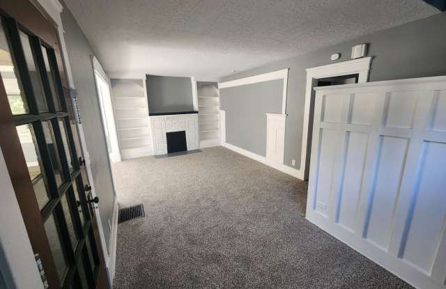 4 Bed / 1.5 Bath Fully Updated Home in Goodyear Heights Area Gallery 4