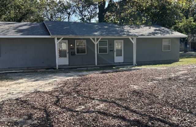 1301 E 9th Duplex photos photos