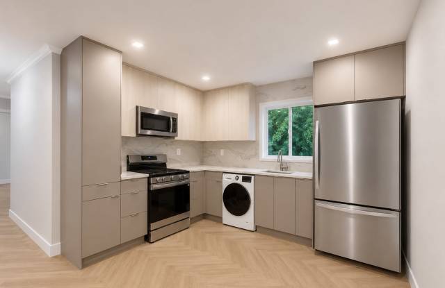 2261 East 72nd Street photos photos