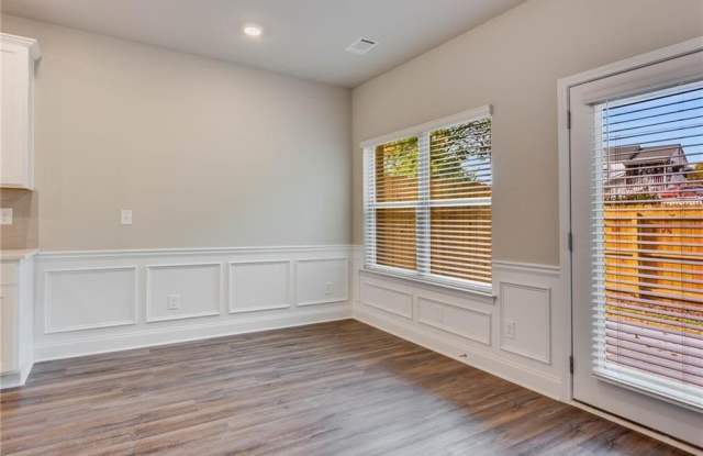 500 Rockfern Court Gallery 4