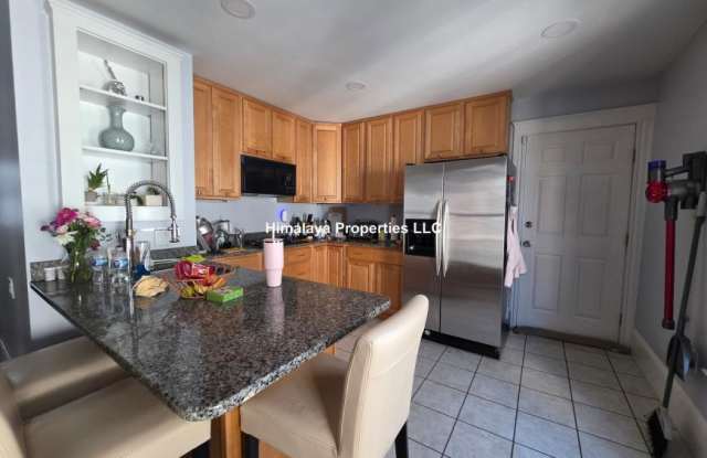 25 Saint Clements Rd. Gallery 2