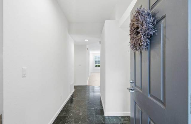 880 Meridian Bay LN 122 Gallery 3