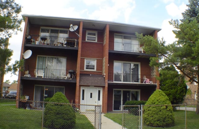 8020 West 84th Street - 8020 84th Street, Justice, IL 60458