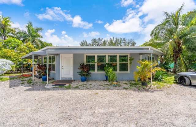 15240 SW 188th St photos photos