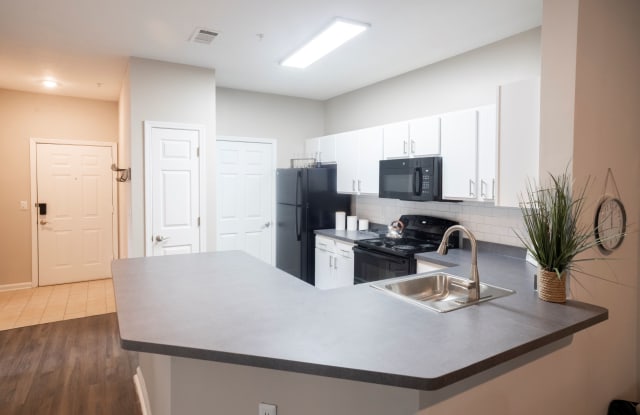 One Rocky Ridge Apartment Homes Gallery 2