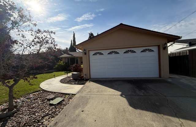 Beautiful Fremont Home for Rent – Prime Location photos photos Beautiful Fremont Home for Rent – Prime Location photos photos