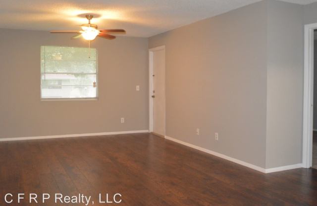 239 Thorn Tree Place Gallery 3