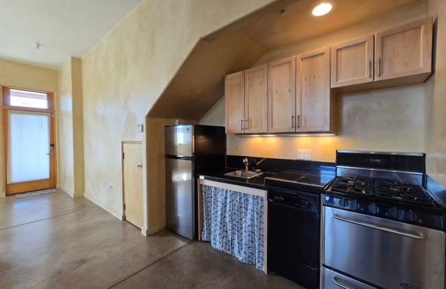 1012 Marquez 307A photos photos