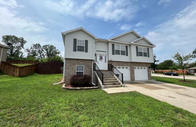 Beautiful Home in the Brush Creek Subdivision photos photos Beautiful Home in the Brush Creek Subdivision photos photos
