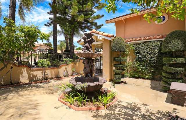 13613 Martinique Drive Gallery 4