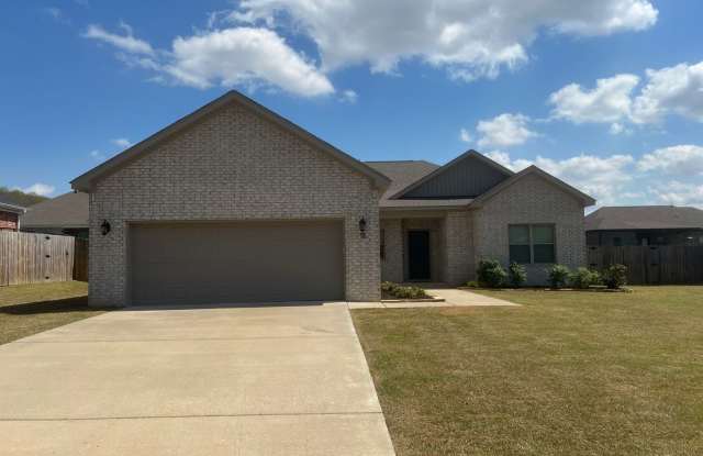 Charming 3 Bed 2 Bath Home photos photos