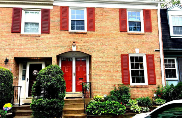 7310 BYEFORDE COURT - 7310 Byeford Court, Springfield, VA 22150