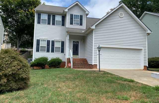 SPACIOUS HOME WITH DOWNSTAIRS PRIMARY BEDROOM AND BATH- LAKE WHEELER/ FARMER'S MARKET AREA photos photos
