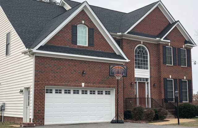 11005 Mountain Spring Dr Gallery 2