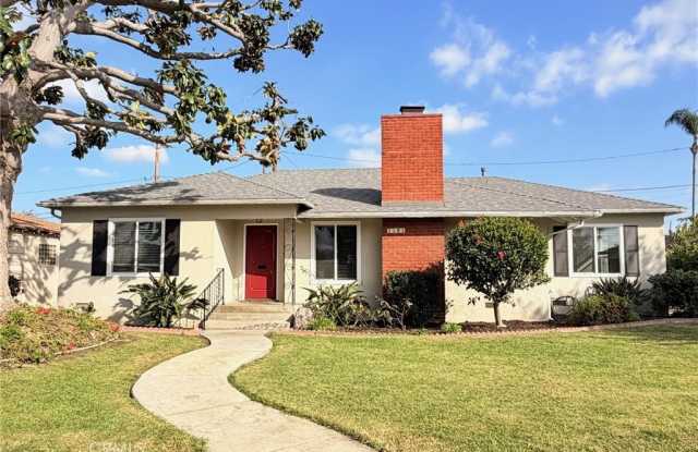 1505 N Rosewood Avenue photos photos