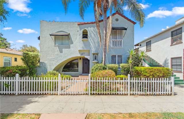 2109 Chestnut Avenue photos photos