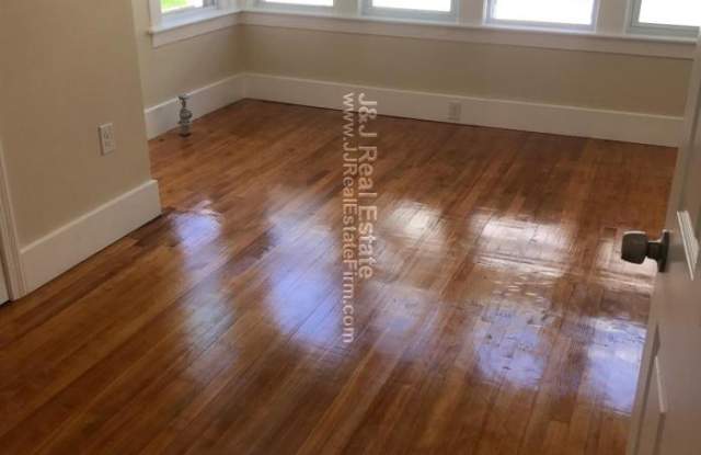 18 Lakewood St. - 18 Lakewood Street, Worcester, MA 01603