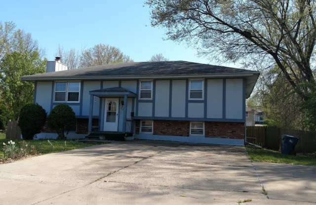 8921 E 89th St - 8921 East 89th Street, Kansas City, MO 64138