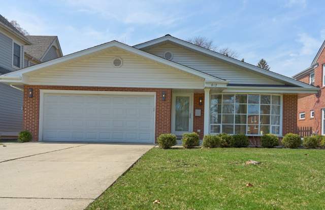 812 South Stone Avenue - 812 South Stone Avenue, La Grange, IL 60525