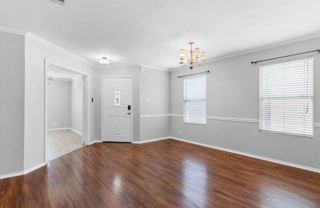 Welcome to 143 Blue Juniper! Gallery 3