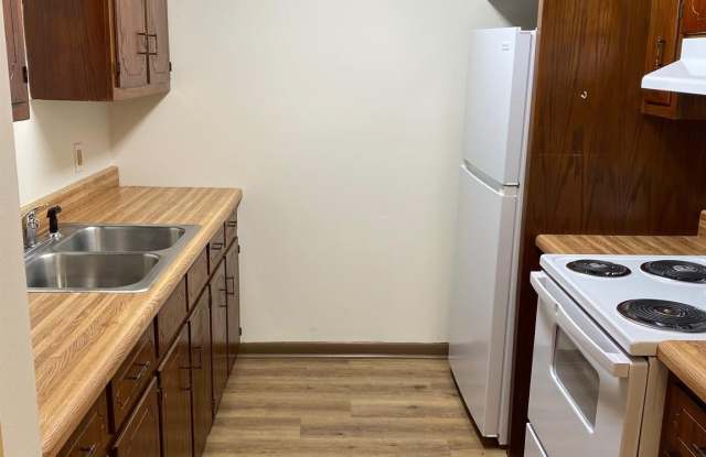 682 Oakland Avenue Extension Gallery 2