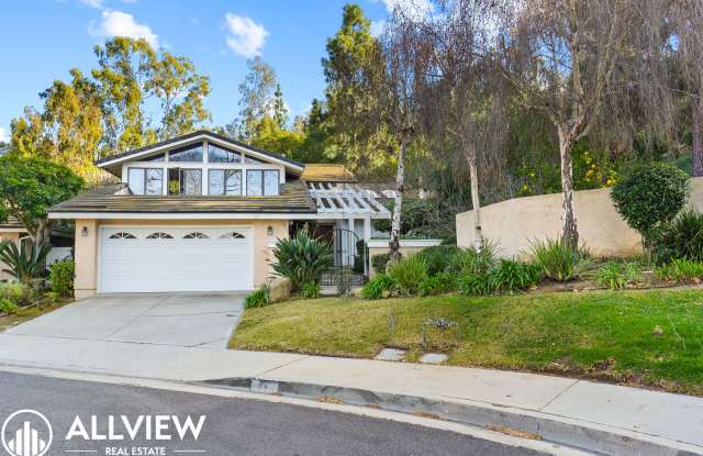 Spacious 4 bed, 2.5 bath Home Available Now in the Turtle Rock community photos photos