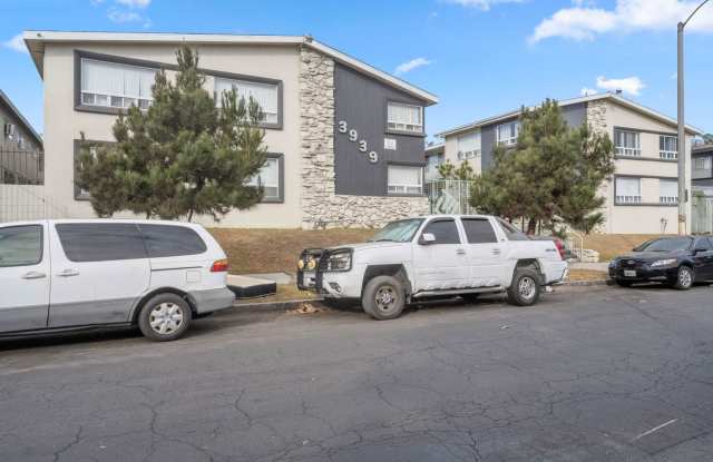 3933 - 3939 Nicolet Ave photos photos