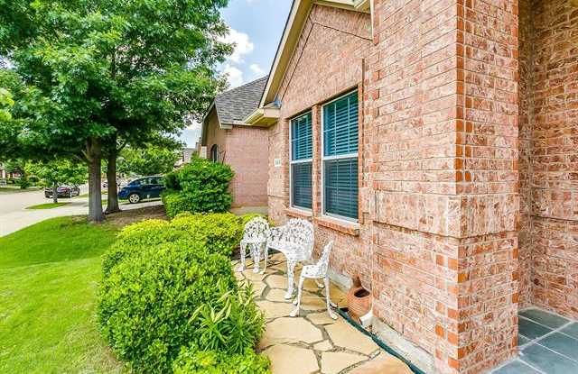 5416 Brookside Drive Gallery 4