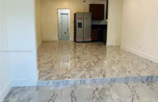 1831 NW 185th St photos photos