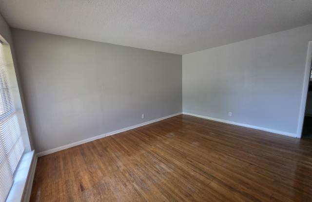 33 Sagewood Court Gallery 2