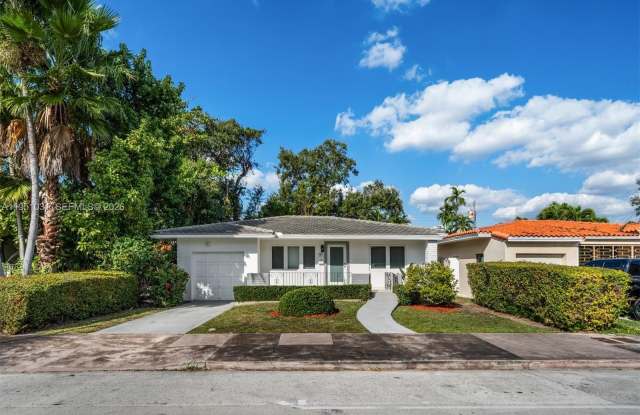 47 Oviedo Ave photos photos