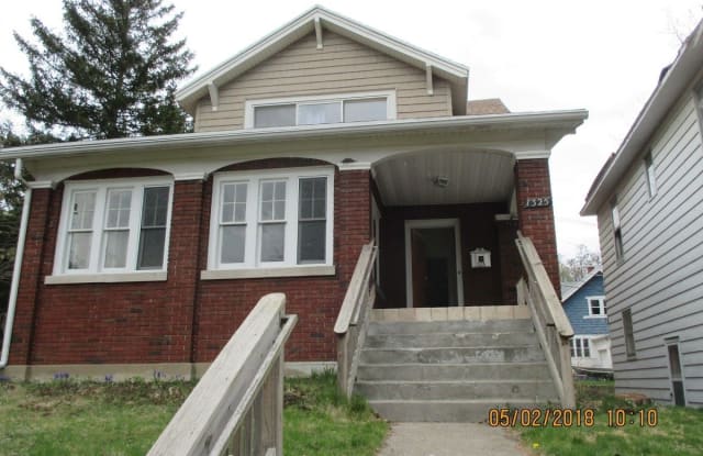 1325 Lake Michigan Dr. NW - 1325 Lake Michigan Drive Northwest, Grand Rapids, MI 49504