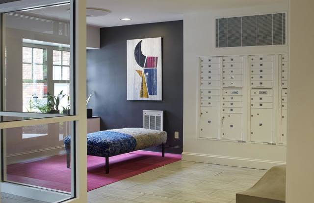 811 E Armour Boulevard Gallery 3