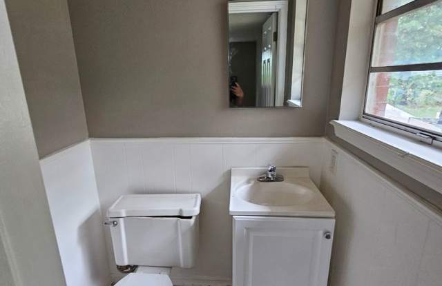 4 Bedroom House Available photos photos