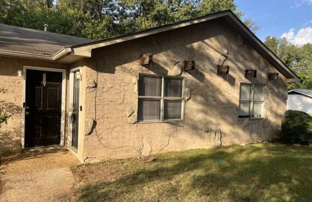 248 Foxglen Road photos photos