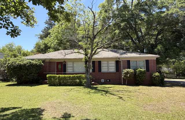 4511 Summerville Rd photos photos