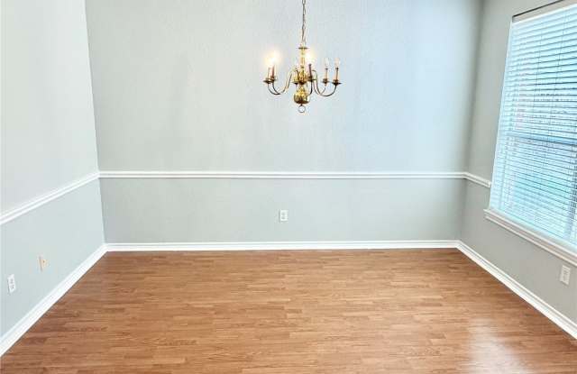 140 Fallkirk Drive Gallery 4