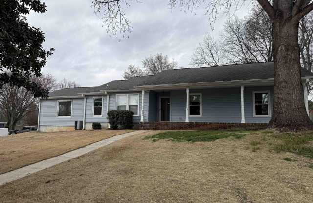 1006 Wood Circle photos photos