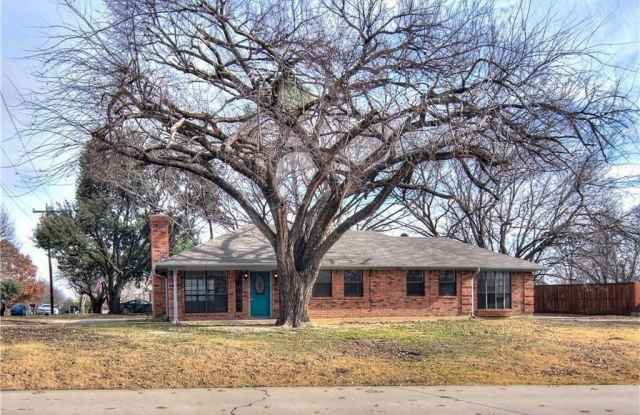 720 Lakeshore Drive - 720 Lakeshore Drive, Little Elm, TX 75068